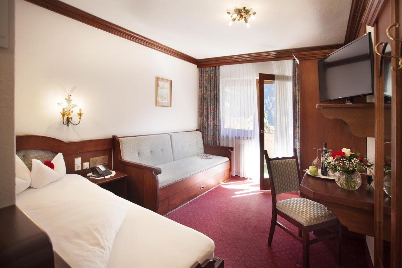 Hotel Almhof Neustift im Stubaital Eksteriør bilde