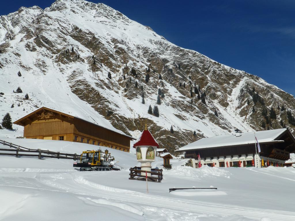 Hotel Almhof Neustift im Stubaital Eksteriør bilde