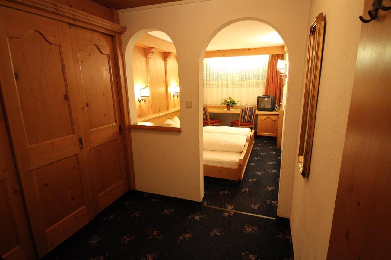 Hotel Almhof Neustift im Stubaital Eksteriør bilde